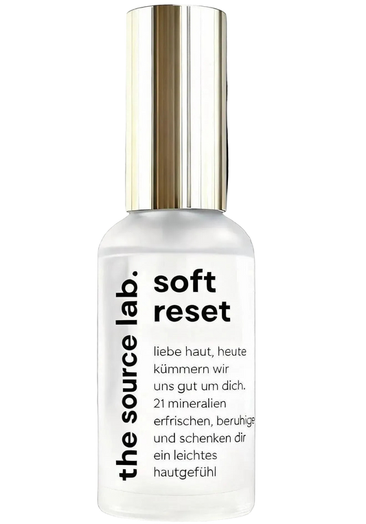 Sanftes Hautpflege-Spray von THE SOURCE LAB, hochmineralisch, spendet intensive Feuchtigkeit und schützt die Hautbarriere, 50ml